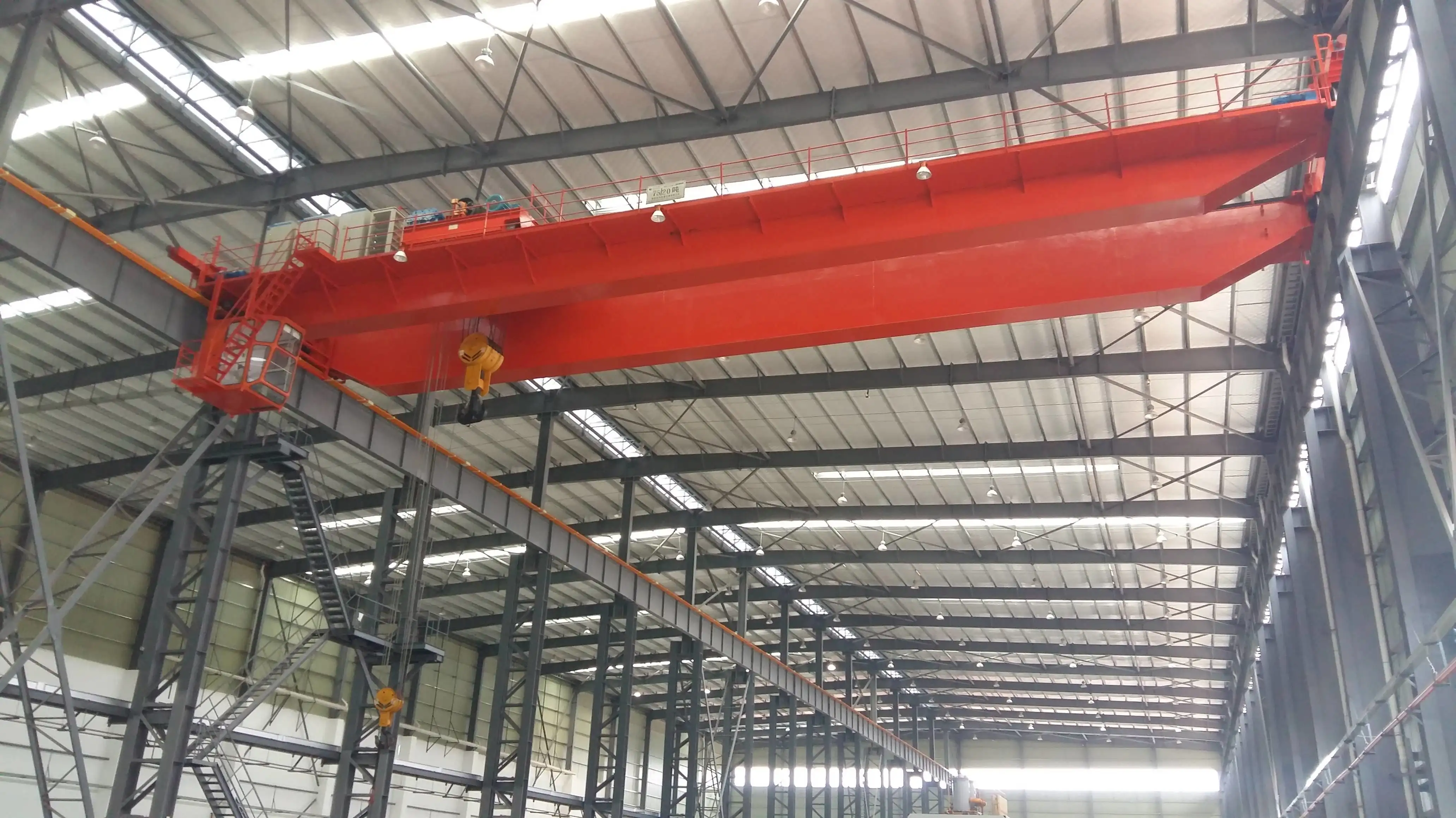 QD吊钩桥式起重机