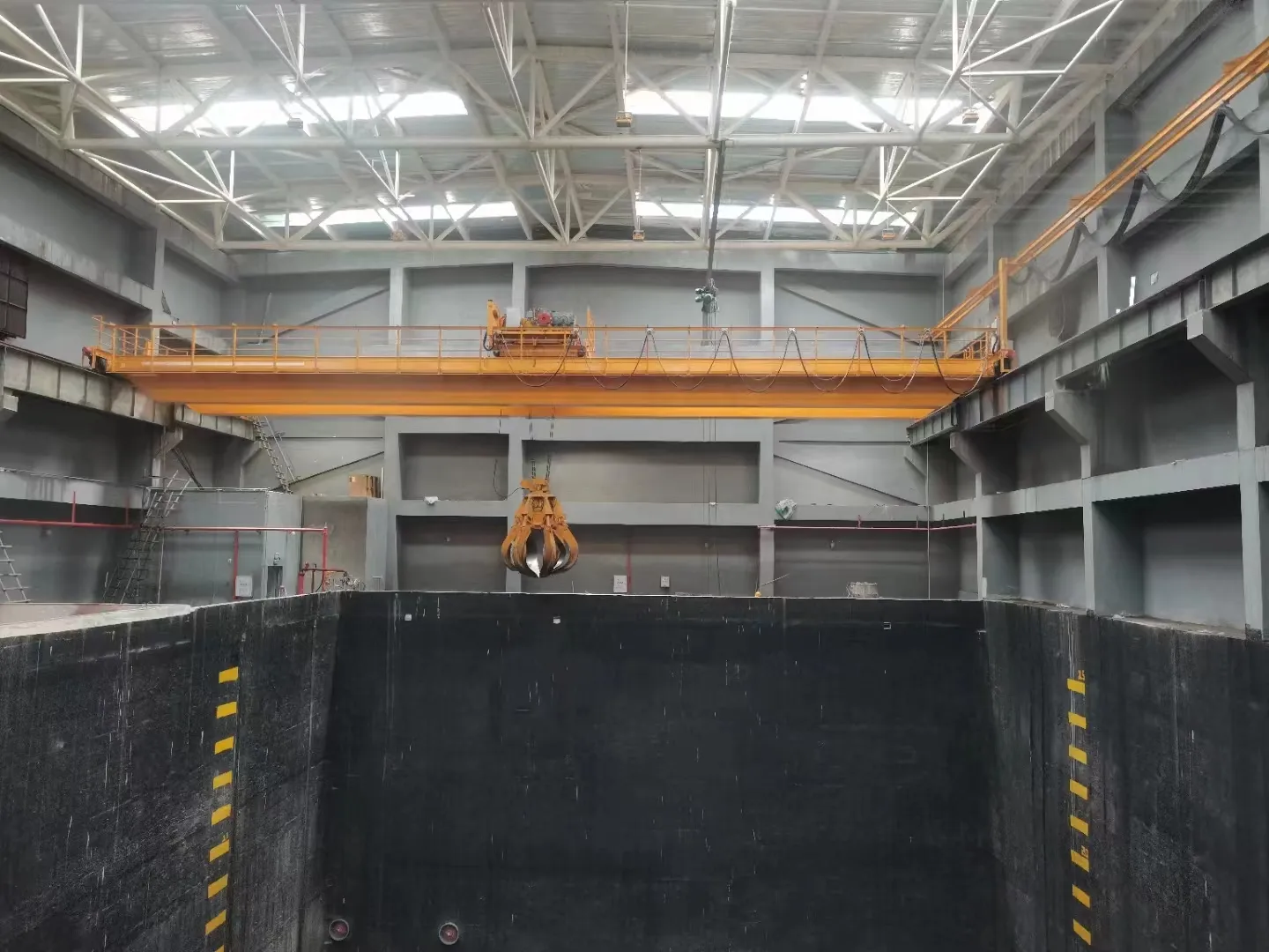 垃圾场专用抓斗吊